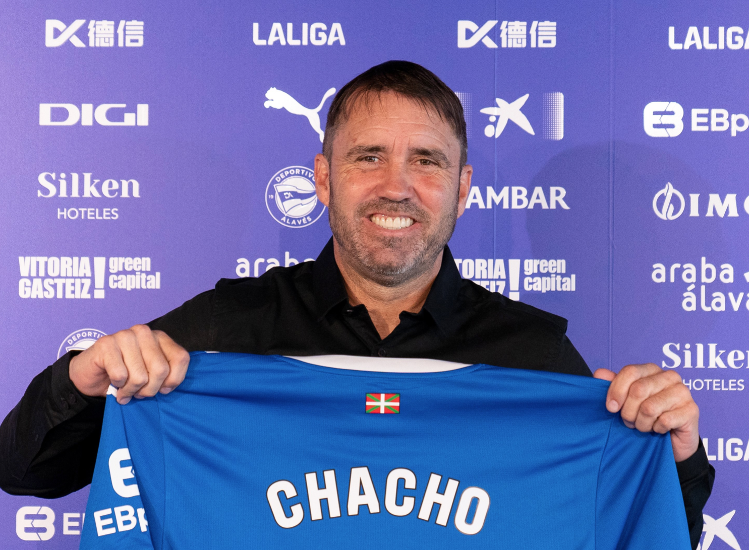 Em sua estreia, Eduardo Coudet é eliminado por equipe da quarta divisão