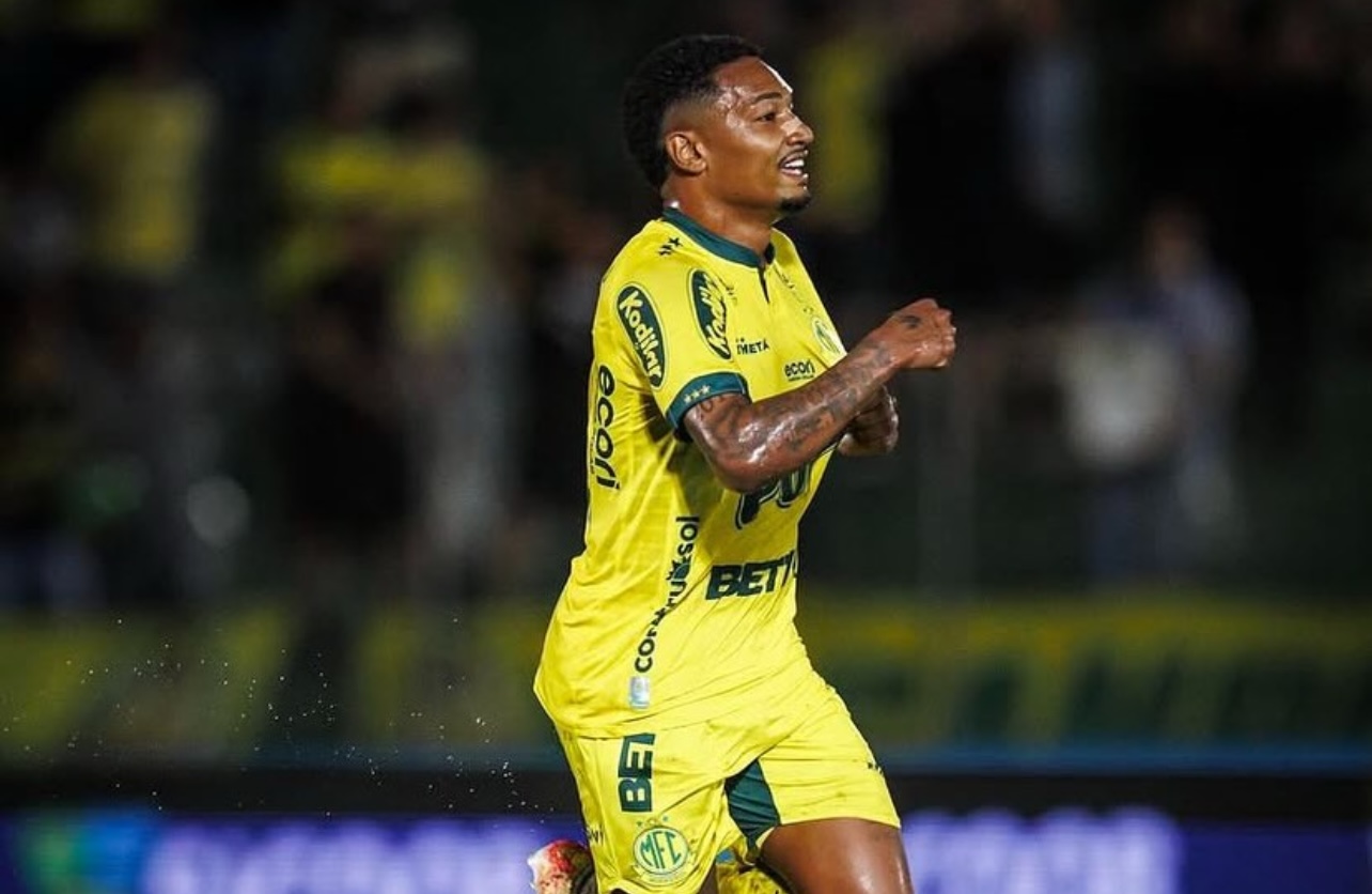 Ex-Inter é procurado pelo Coritiba; saiba mais: