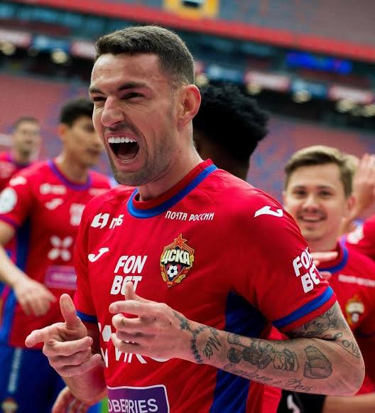 Inter quer a contratação de zagueiro do futebol russo, afirma jornalista 