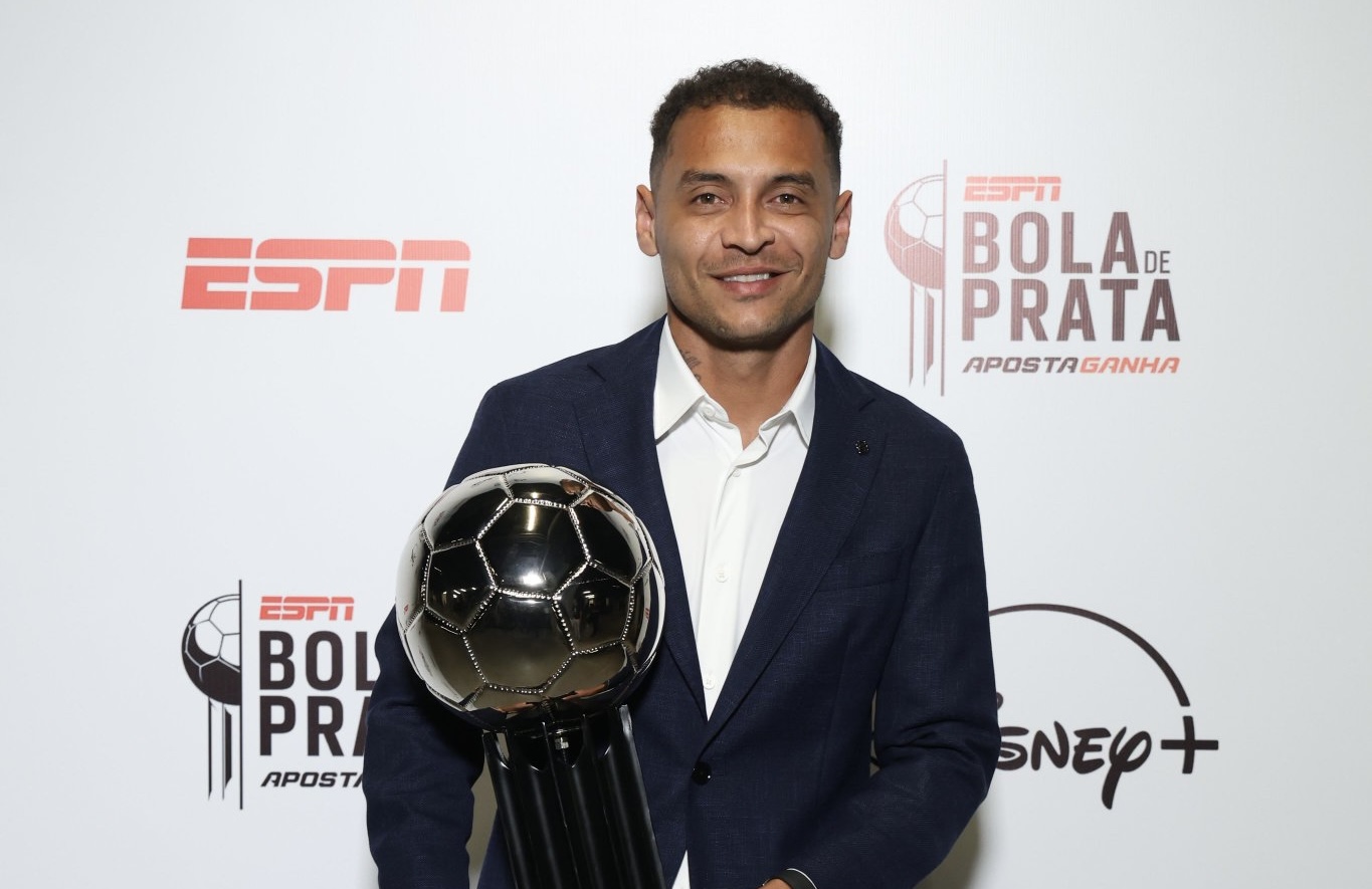Alan Patrick é eleito o melhor meia do Brasileirão 