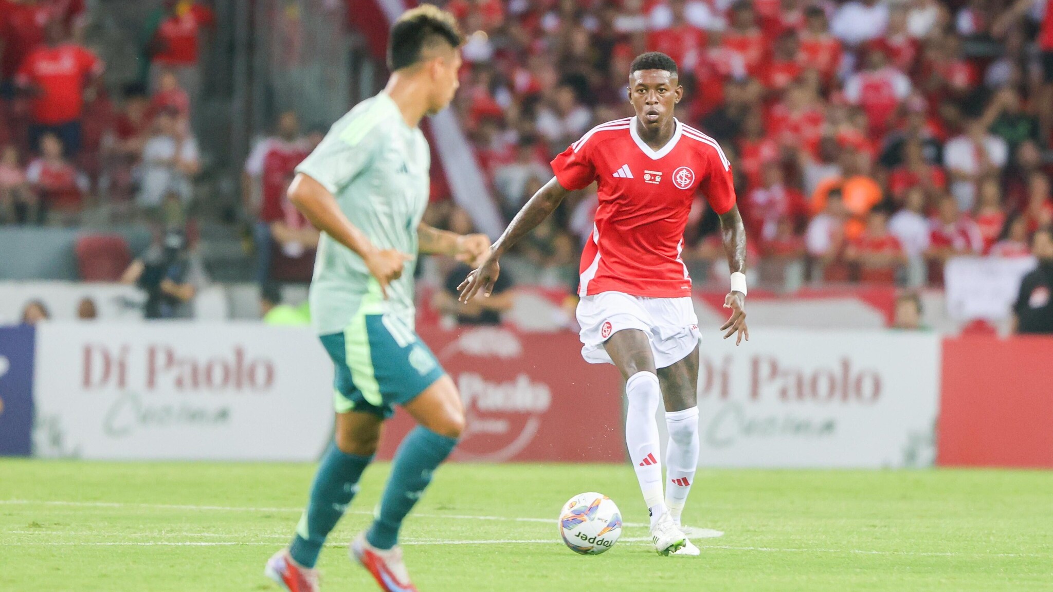 Inter recusa proposta milionária do Flamengo por Vitão e faz exigência, revela jornalista