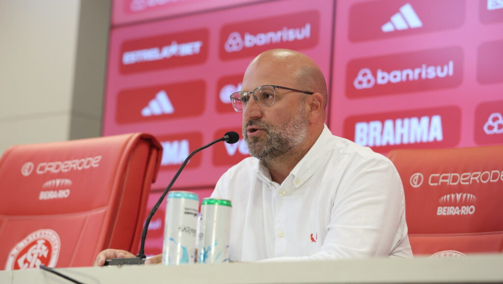 Vice-presidente do Inter dispara contra a arbitragem: 