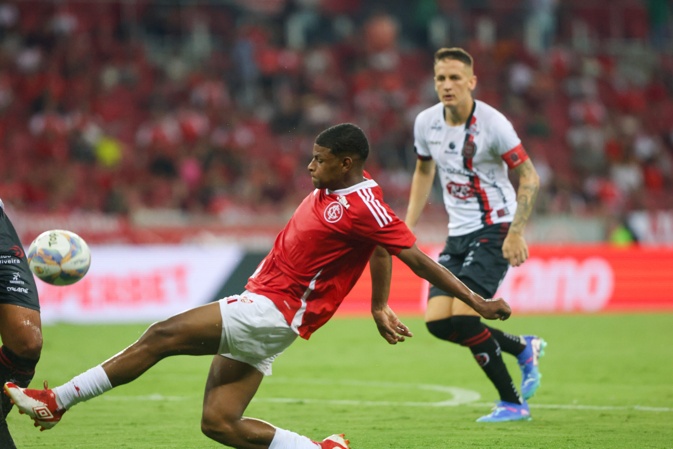 A lista de jogadores da base que atuaram contra o Brasil-PEL
