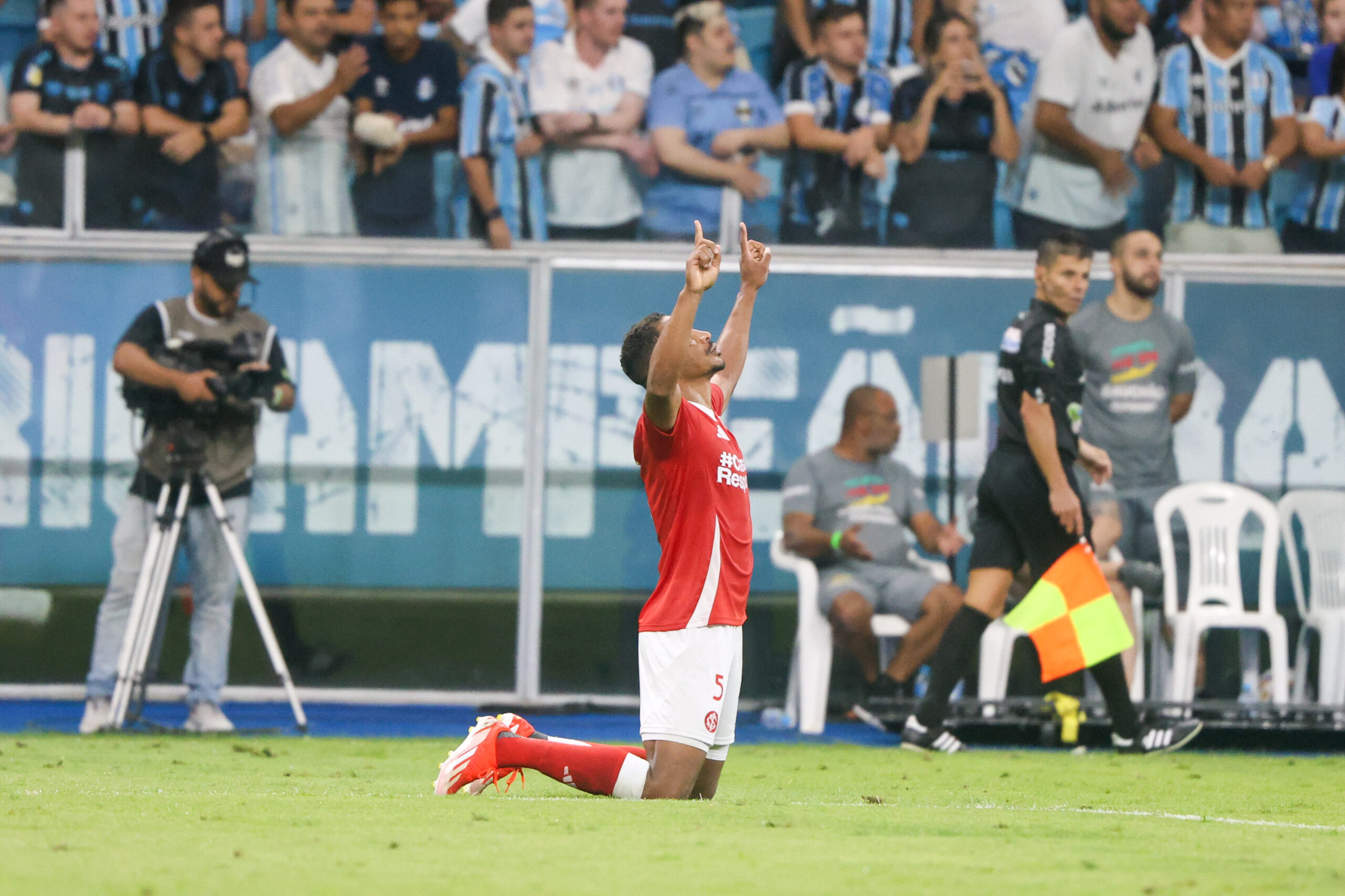 Gre-Nal 444 termina empatado com domínio do Inter na Arena OAS