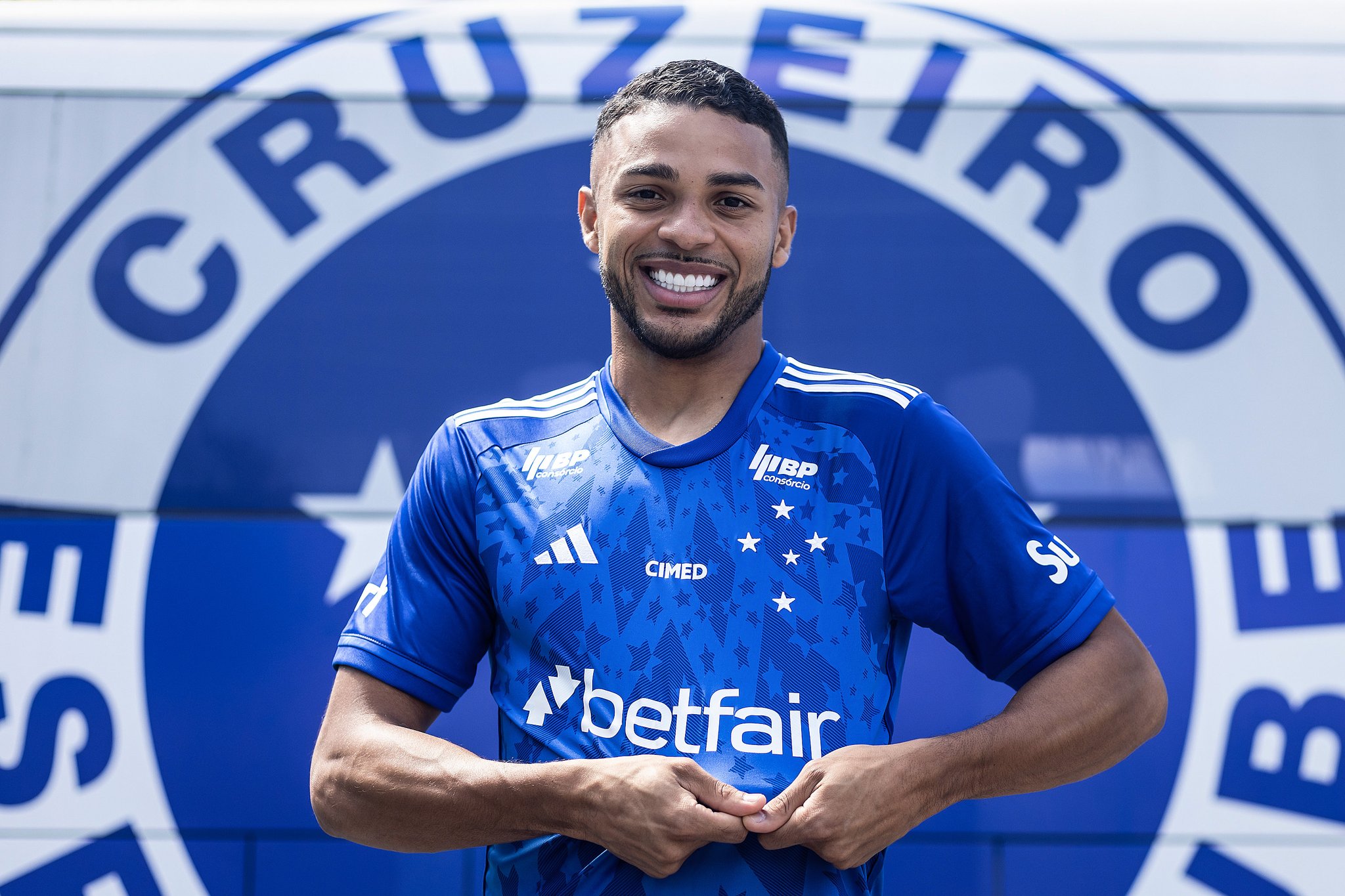 Wanderson se despede do Inter e deixa mensagem emocionante para a torcida; veja