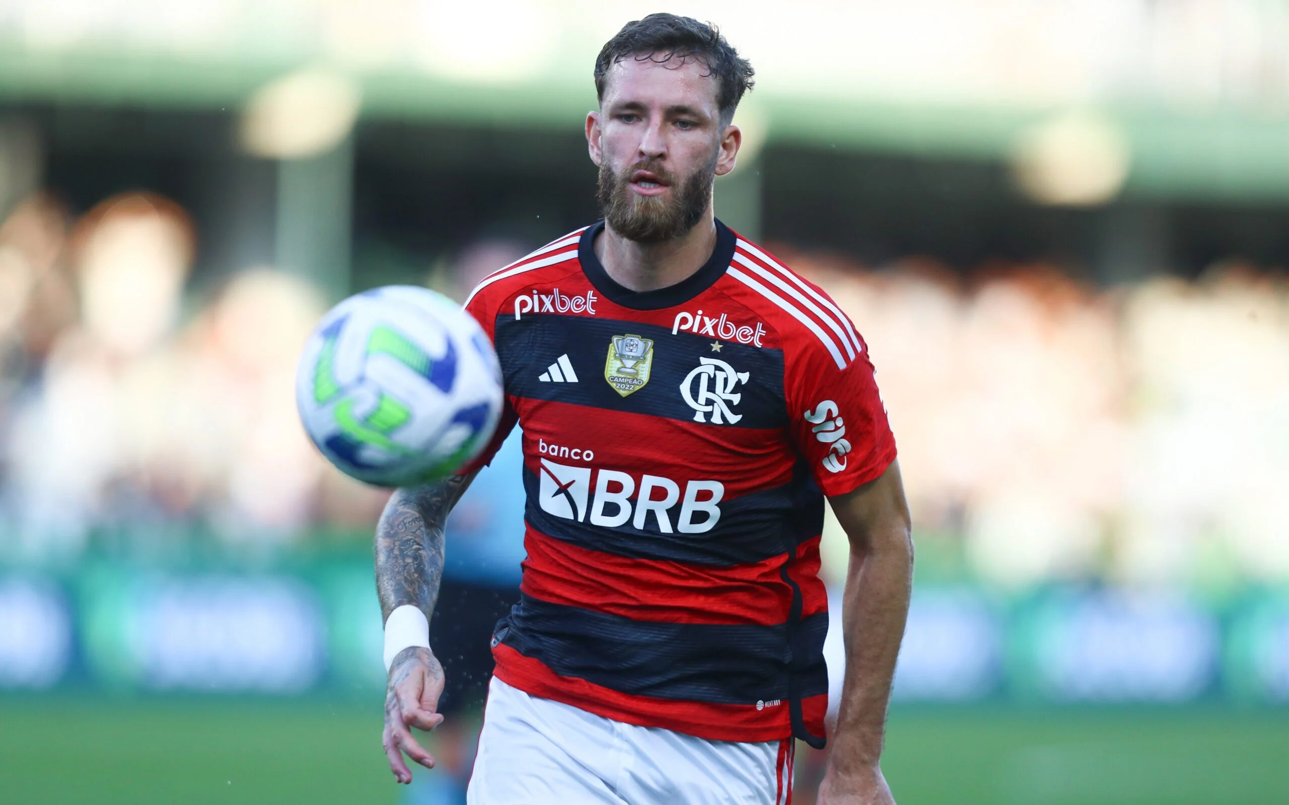 Zagueiro do Flamengo surpreende com declaração sobre o Inter