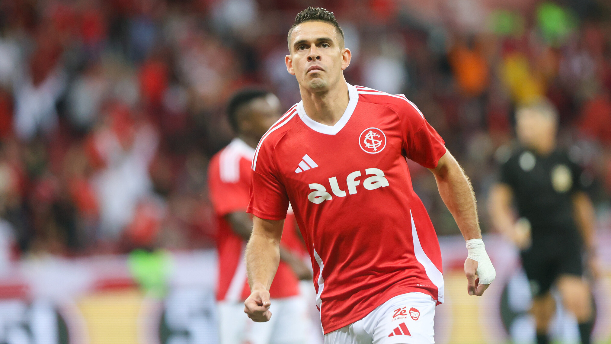 Sobre a utilização de Rafael Borré contra o Bahia