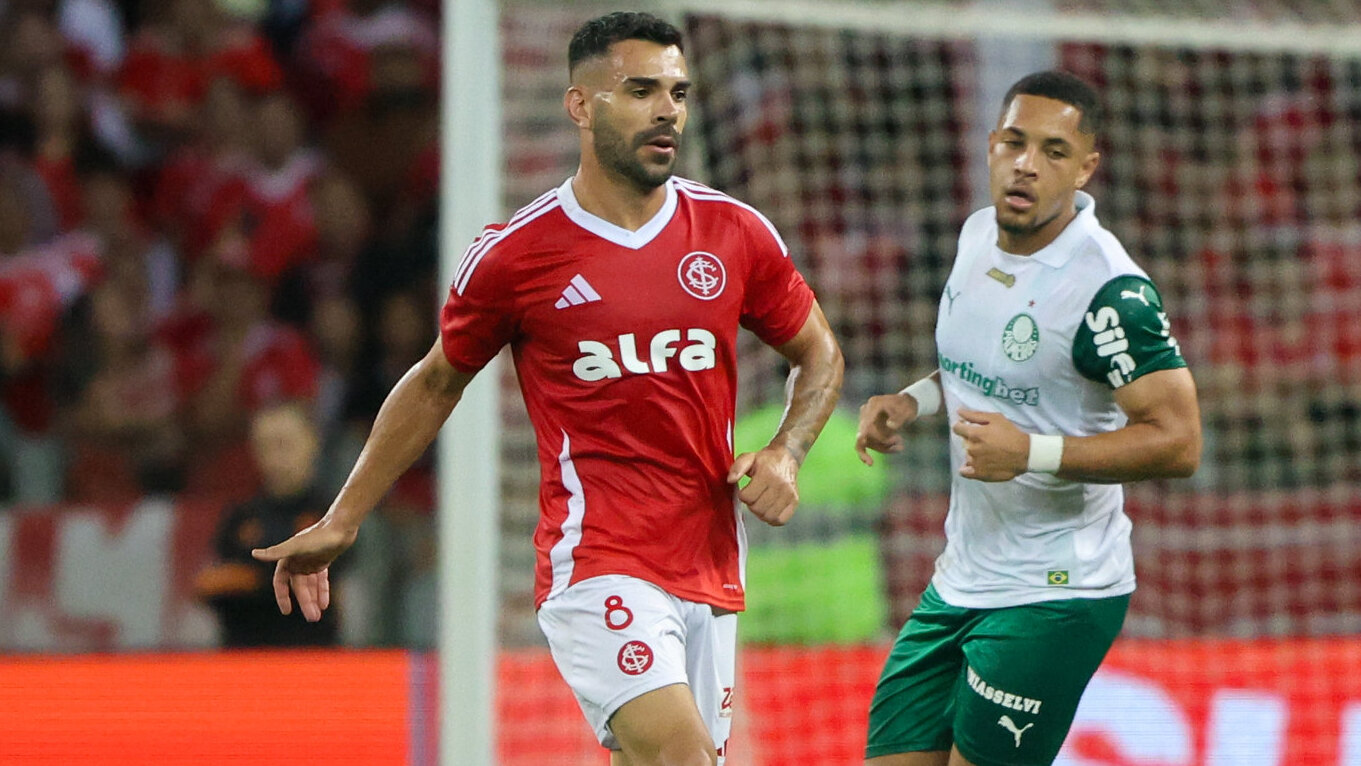 Veja como foi o desempenho do Inter em polêmico esquema com três volantes