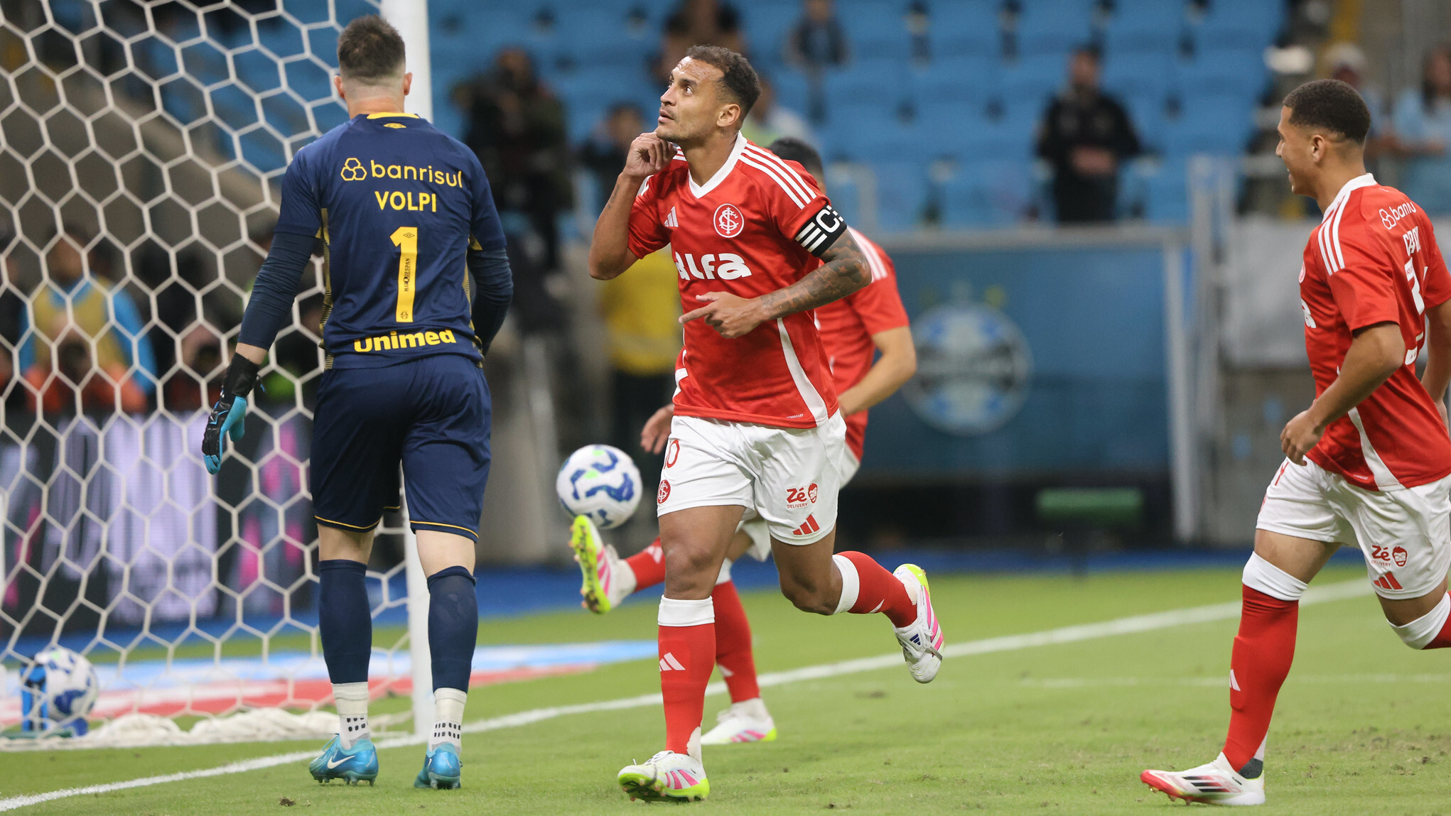 “Responsabilidade”; Alan Patrick manda recado antes do Gre-Nal 450