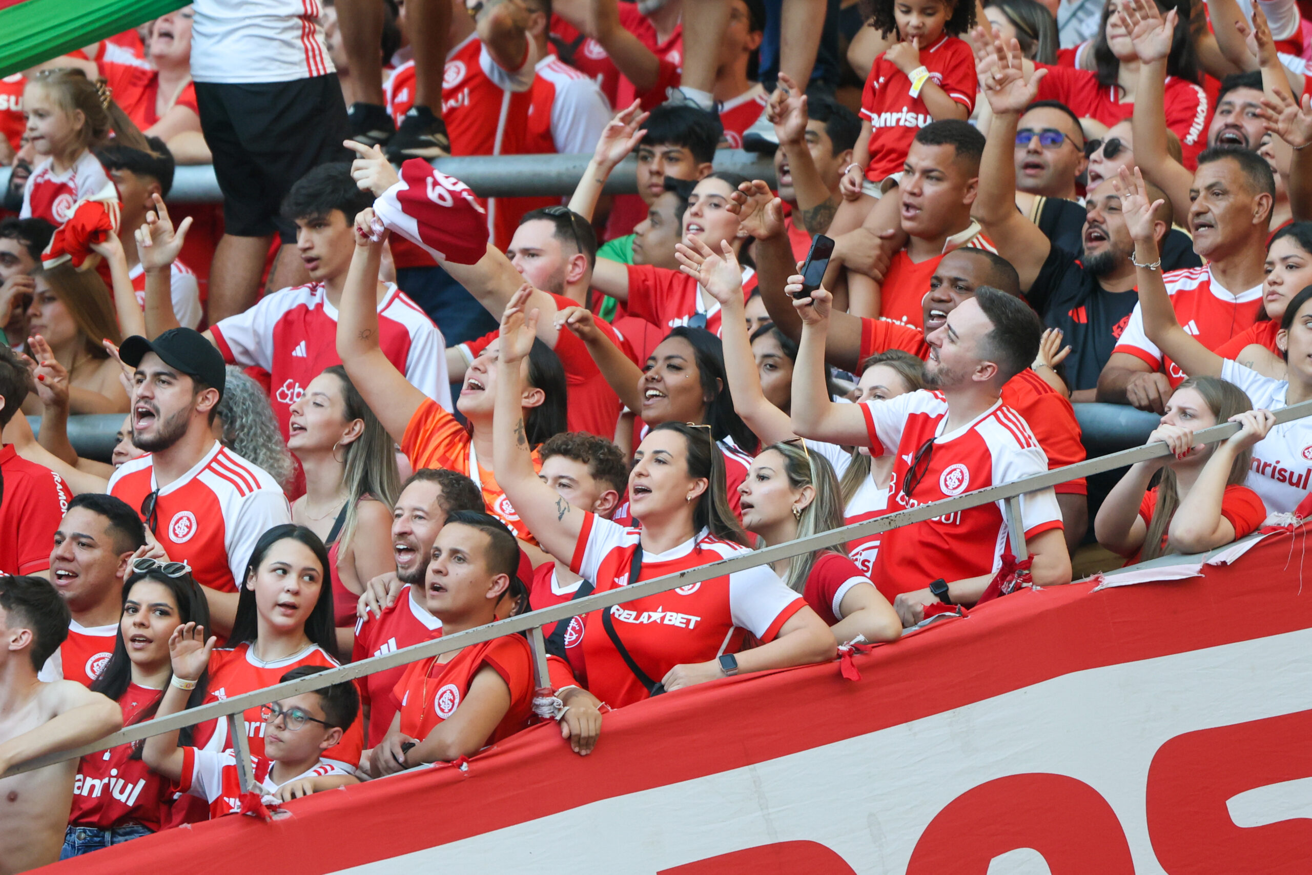 O espetacular número envolvendo a torcida do Inter no Brasileirão 2025