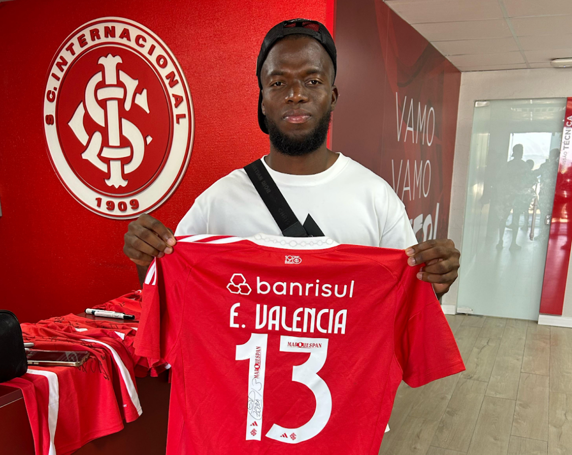 O valor milionário arrecadado pelo Inter em leilão de camisas do título gaúcho