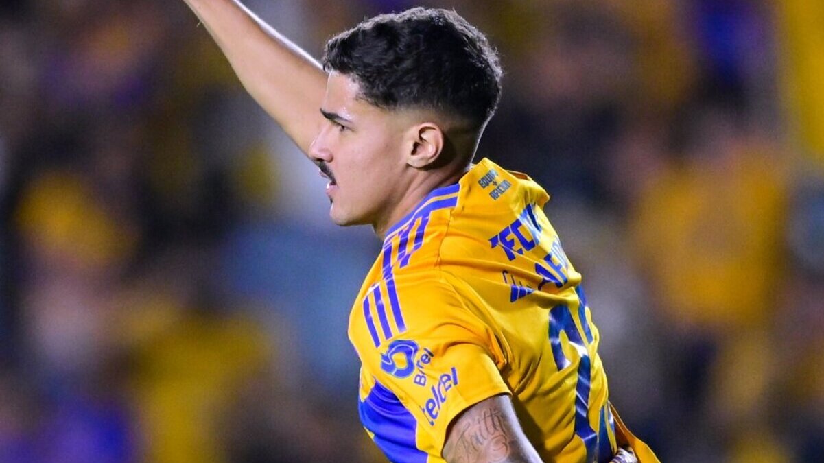Ex-volante do Inter, Rômulo marca gol decisivo no México; veja