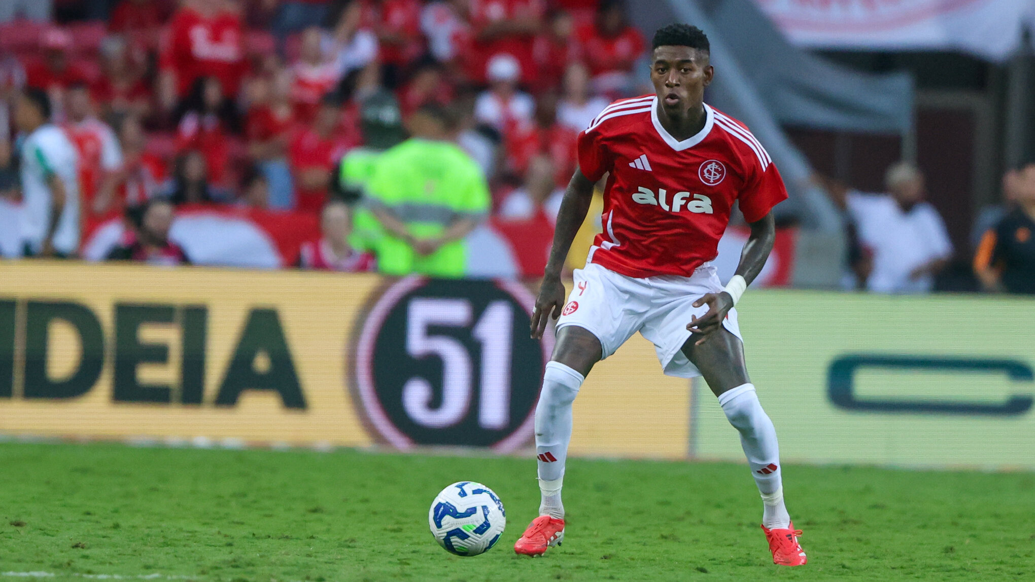 A emoção revelada por Vitão que ganhou destaque entre a torcida