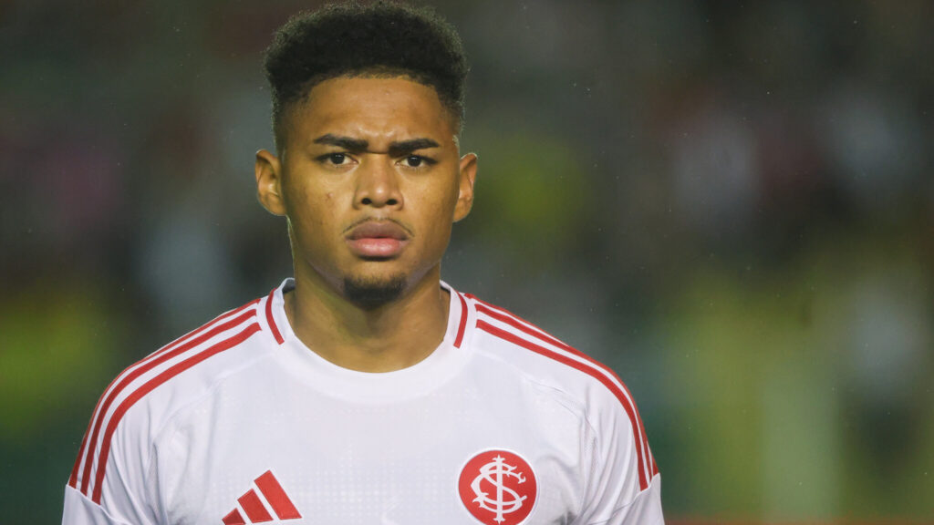Victor Gabriel preocupa o Inter após sentir lesão contra o Maracanã-CE; saiba mais