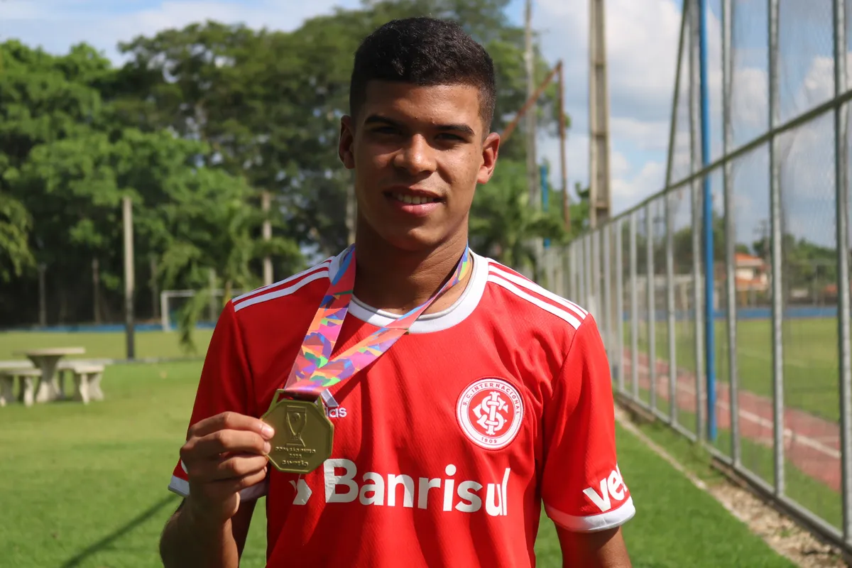 Uma informação sobre Cesinha, antiga promessa do Inter