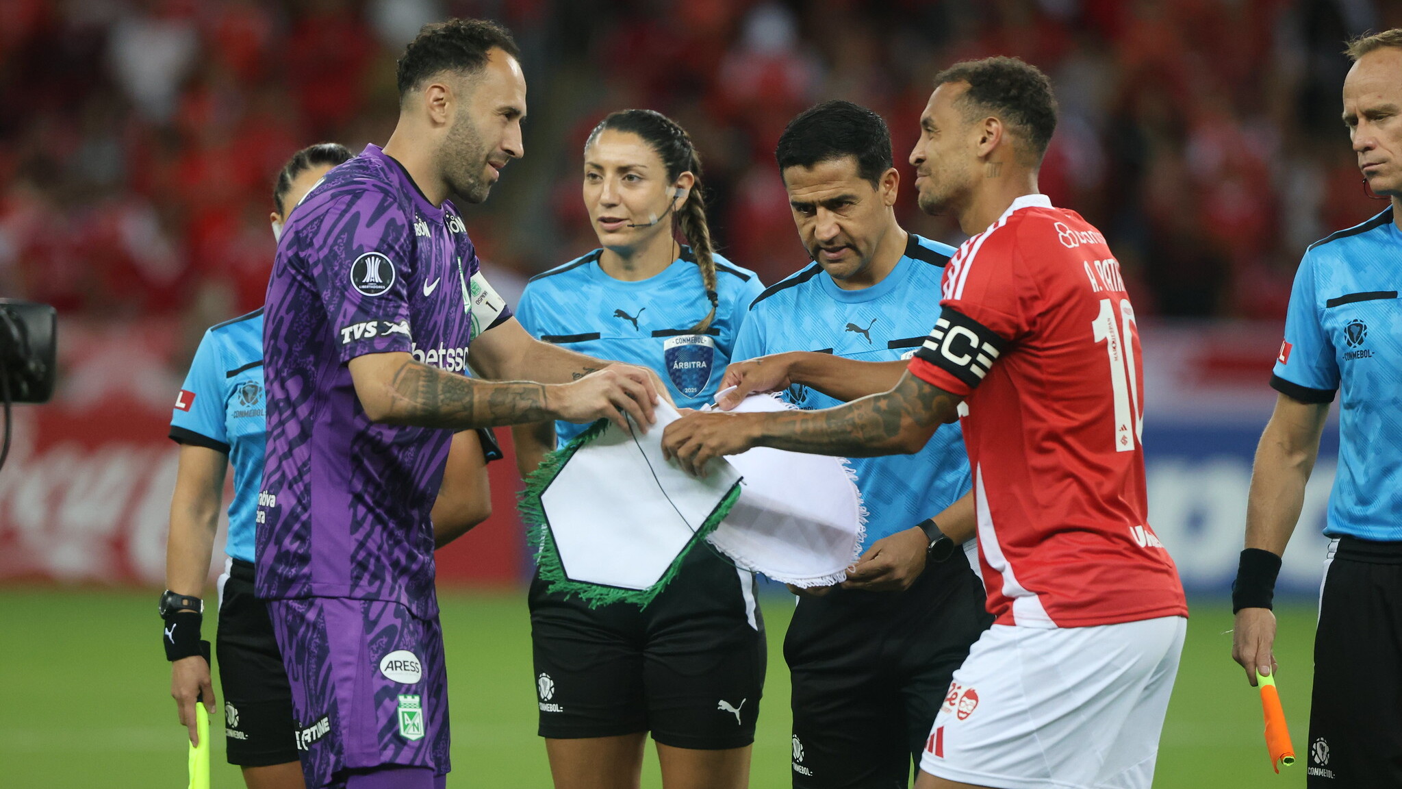 O canal que transmite com exclusividade a partida entre Atlético Nacional e Inter