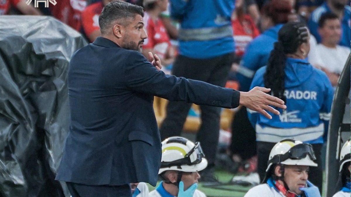 Técnico do Atlético Nacional faz desabafo antes de enfrentar o Inter; confira