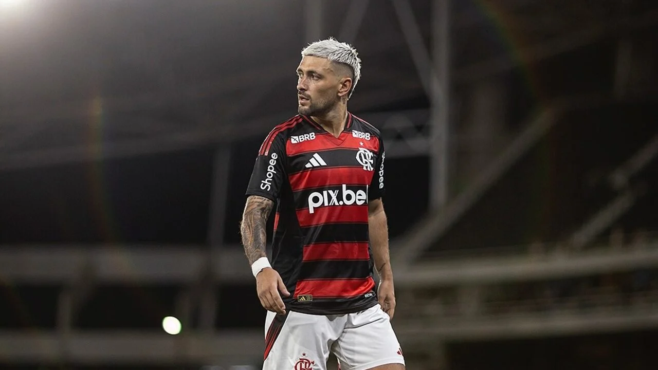 Rival do Inter na Libertadores, Flamengo recebe contato para vender De Arrascaeta