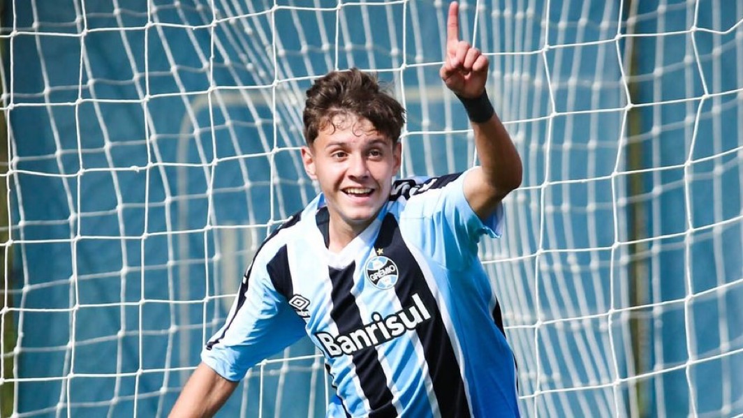 Inter se mete em novela envolvendo promessa da base do Grêmio; saiba detalhes