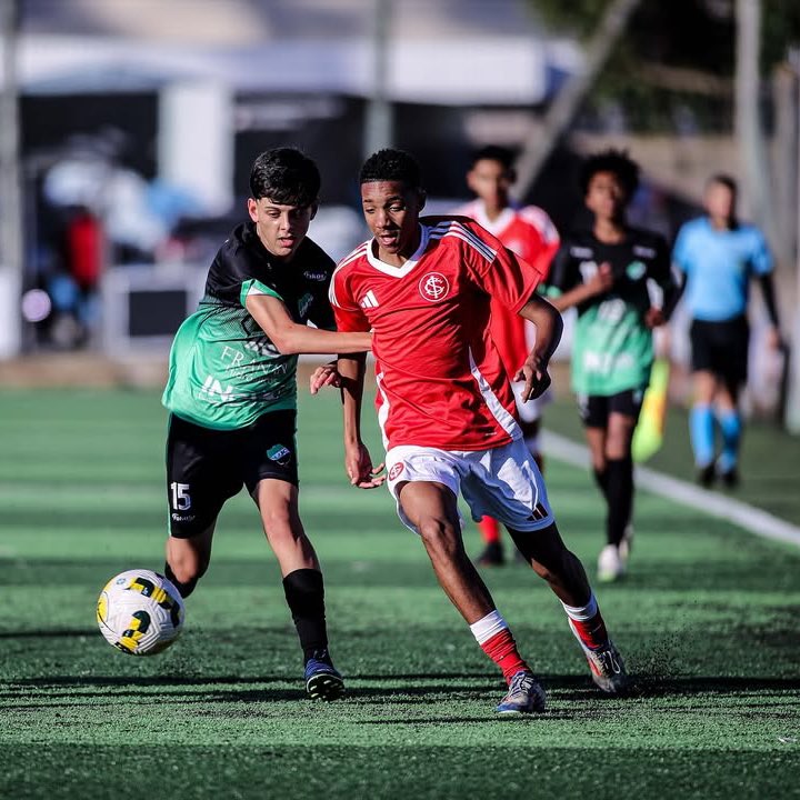 Repercute contratação de promessa para a base do Inter