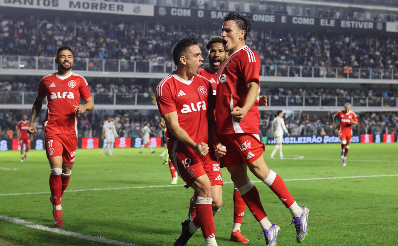Inter supera o Santos e vence a terceira consecutiva no Brasileirão
