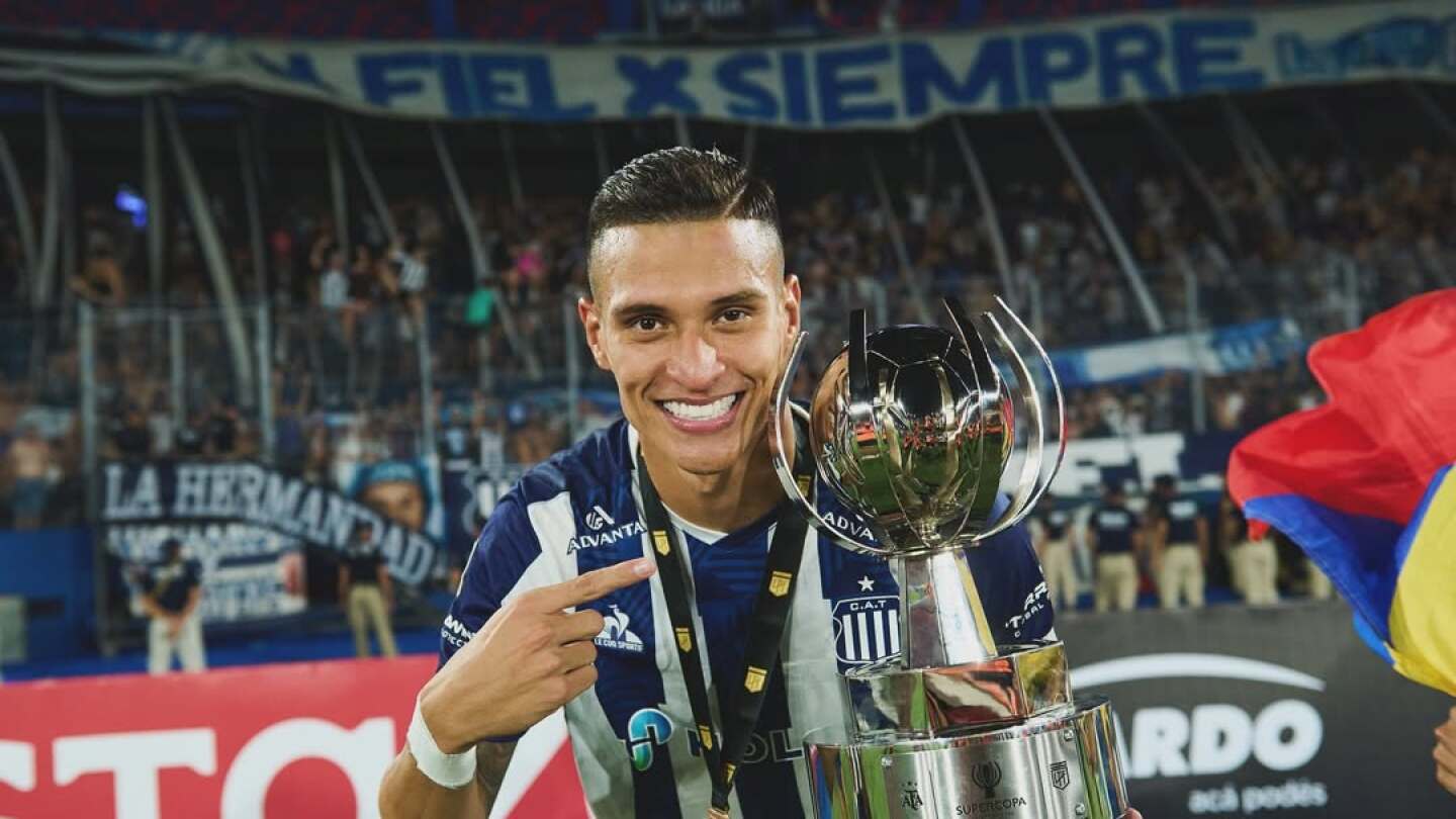 Presidente responde sobre oferta do Inter por volante