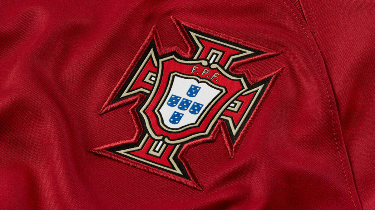 Inter observa técnico português visando a possível demissão de Roger Machado
