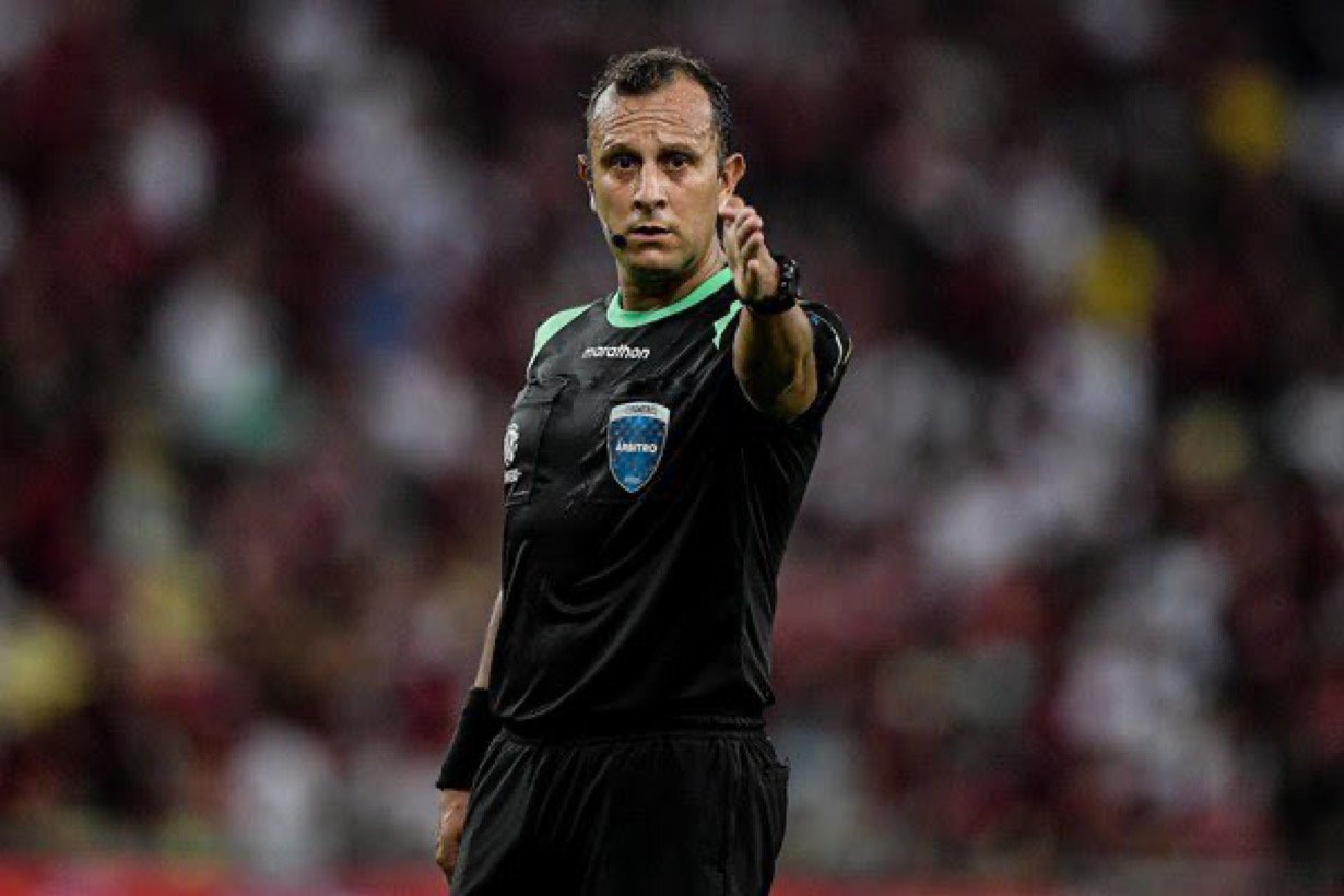Árbitro de Flamengo x Inter definido; veja histórico de jogos