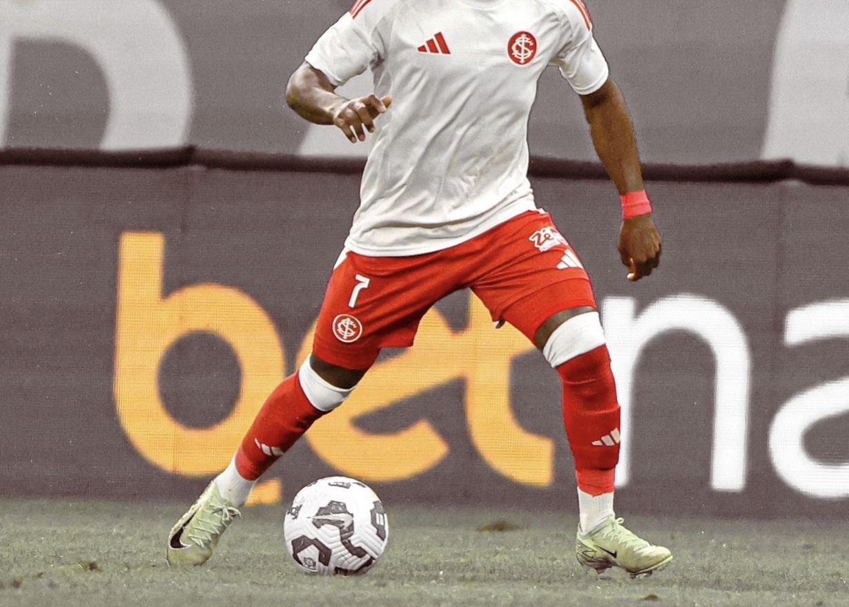 Os reforços que Roger ganha para a partida do final de semana