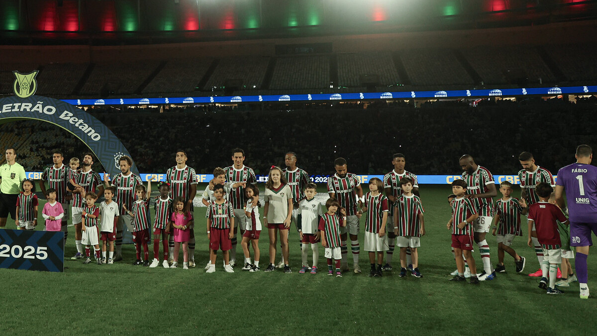 Com reforço de ex-Inter, confira a provável escalação do Fluminense para o jogo deste sábado