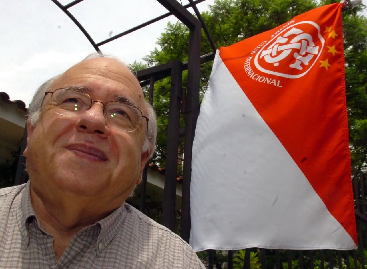 Luto: Inter presta homenagem após falecimento de ícone da literatura