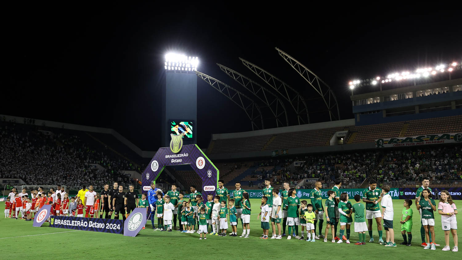 Enquanto Palmeiras investe R$ 30 milhões pra ter a melhor base do Brasil, Inter não fica pra trás