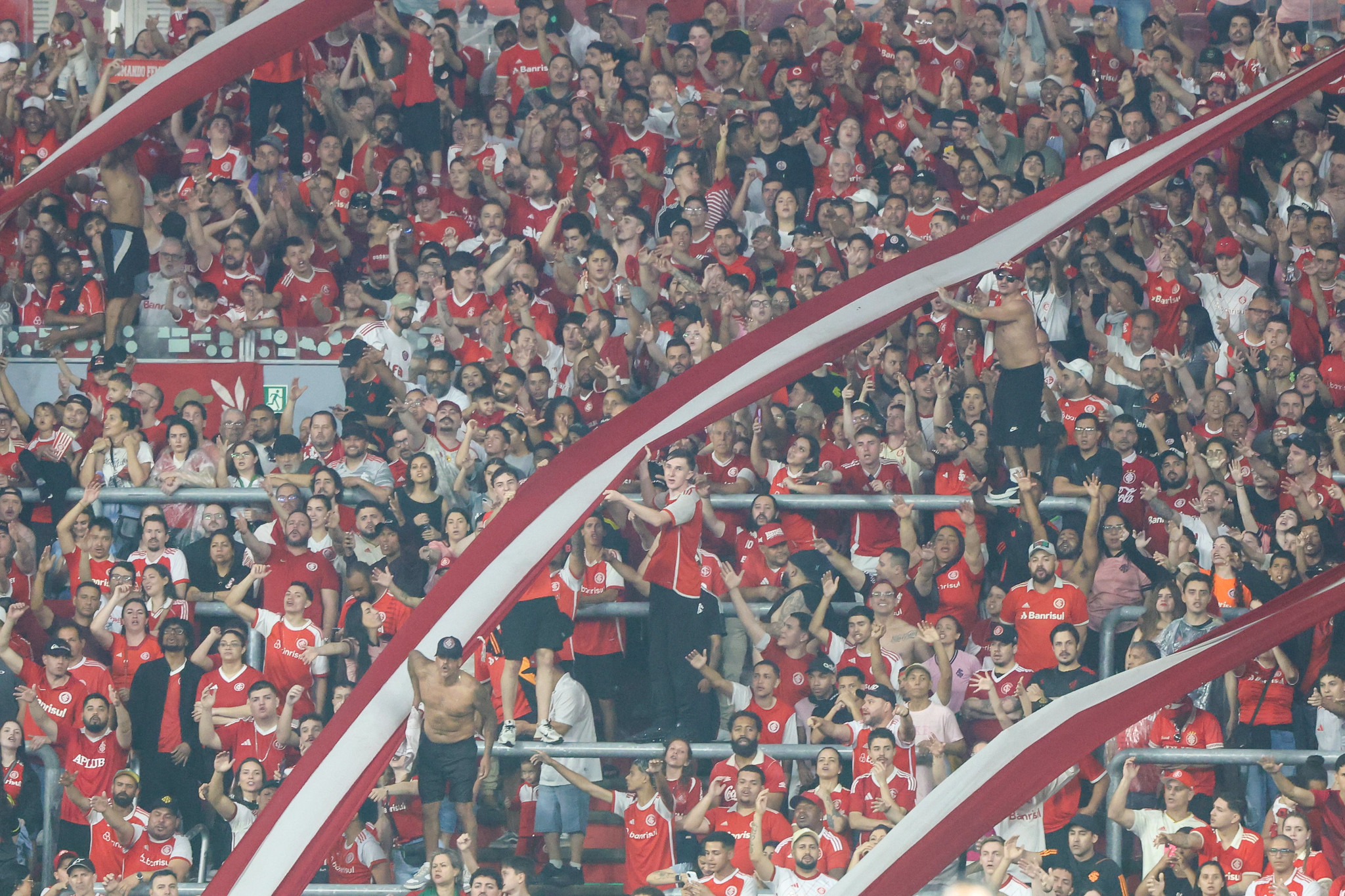 Ranking revela: Inter aparece entre os piores públicos do Brasileirão 2025; saiba mais