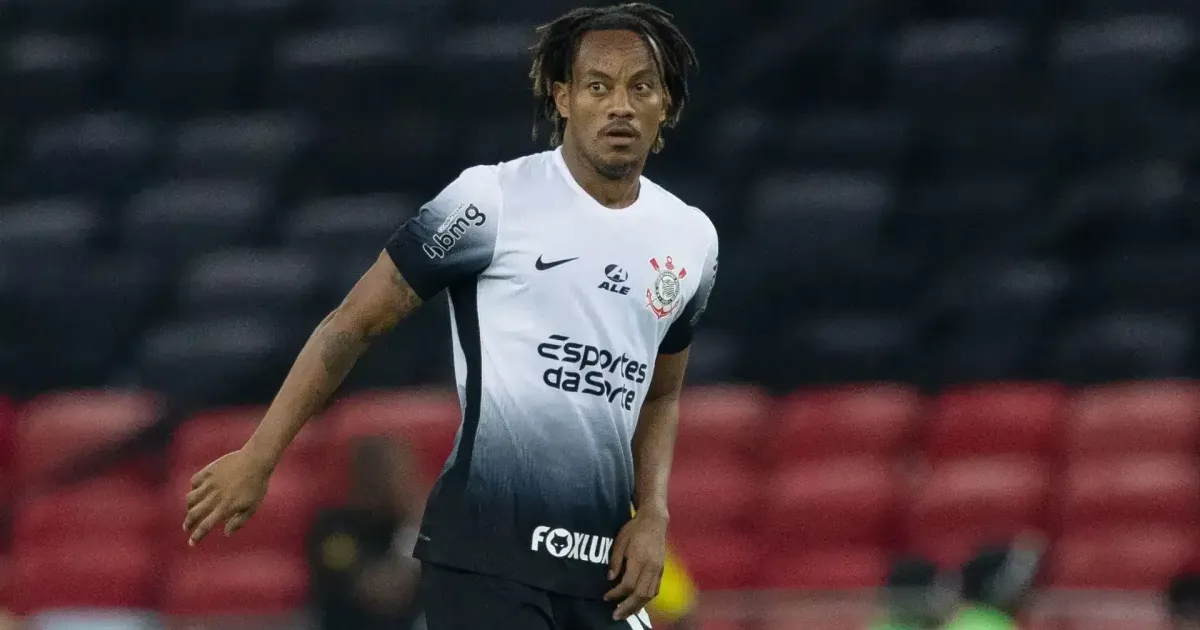 A posição do Corinthians sobre suposto interesse do Inter por André Carrillo