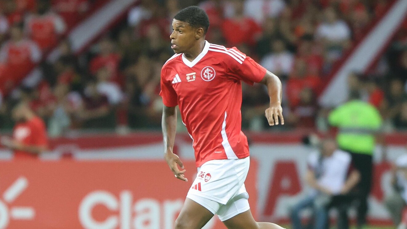 Lateral pode voltar a atuar pelo Inter após oito meses