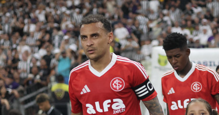 A informação sobre Alan Patrick que a torcida comemorou nesta semana