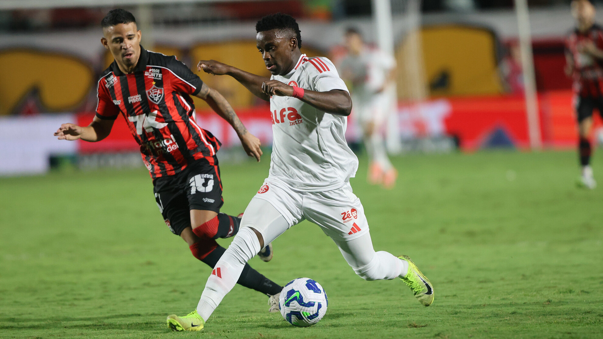 A nova justificativa da comissão técnica do Inter para Carbonero na reserva