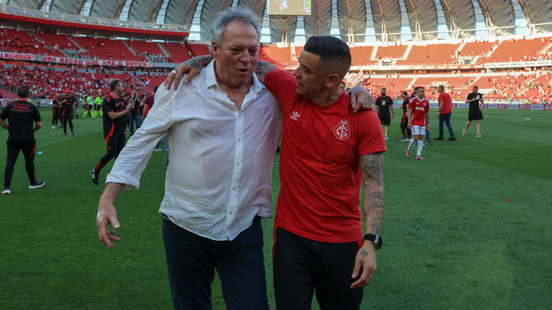 Podem trabalhar juntos? O recado de Abel Braga sobre D’Alessandro