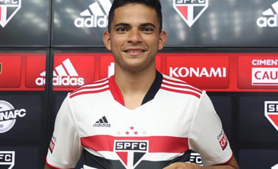 Inter volta ao mercado e tenta contratar atacante do Palmeiras; saiba os moldes