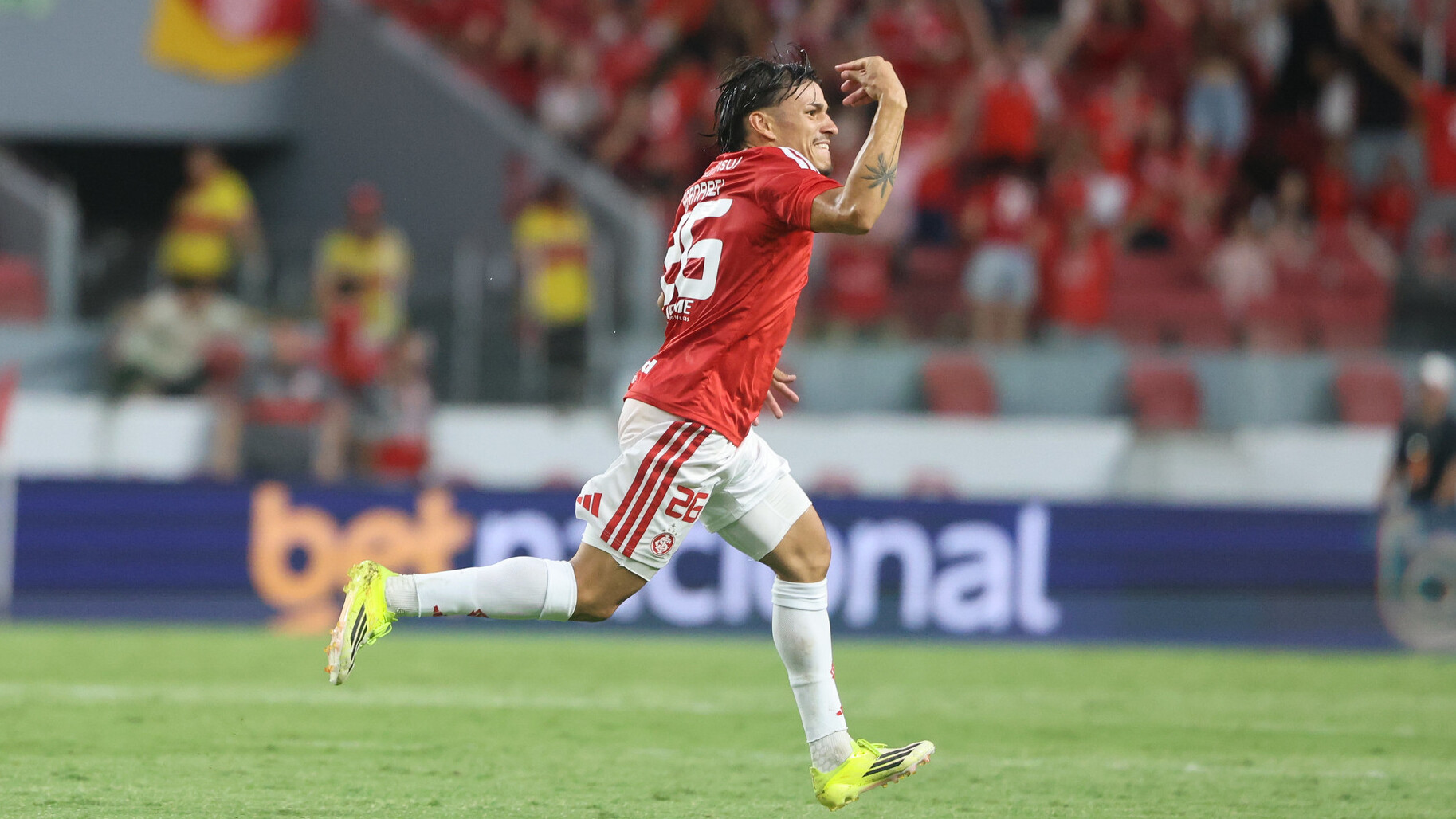 A posição de Bernabei na lista de laterais artilheiros do Inter no século