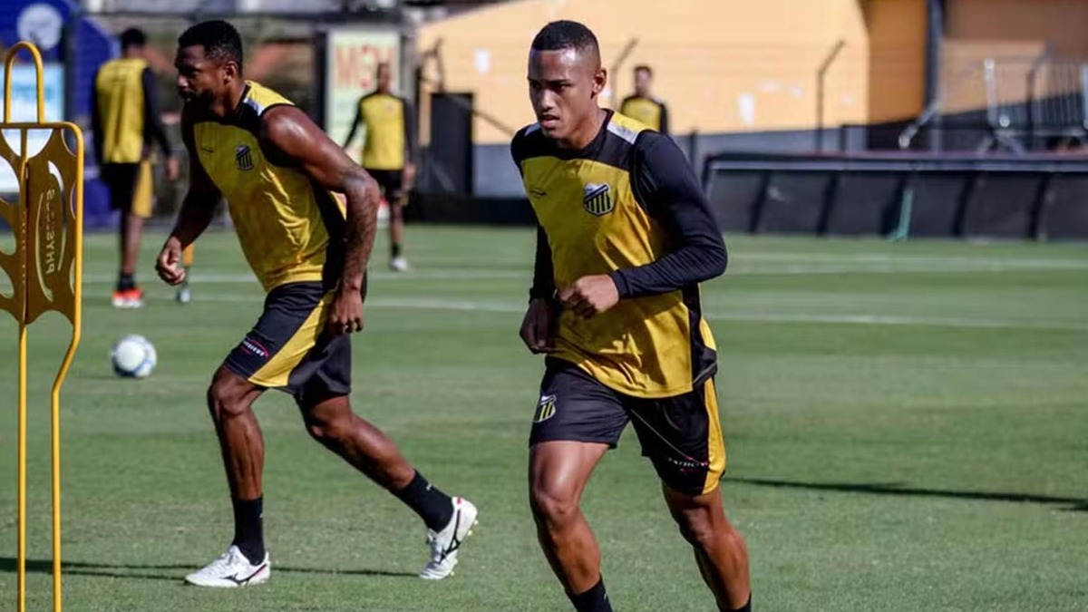 A concorrência que o Inter tem para contratar zagueiro do Novorizontino