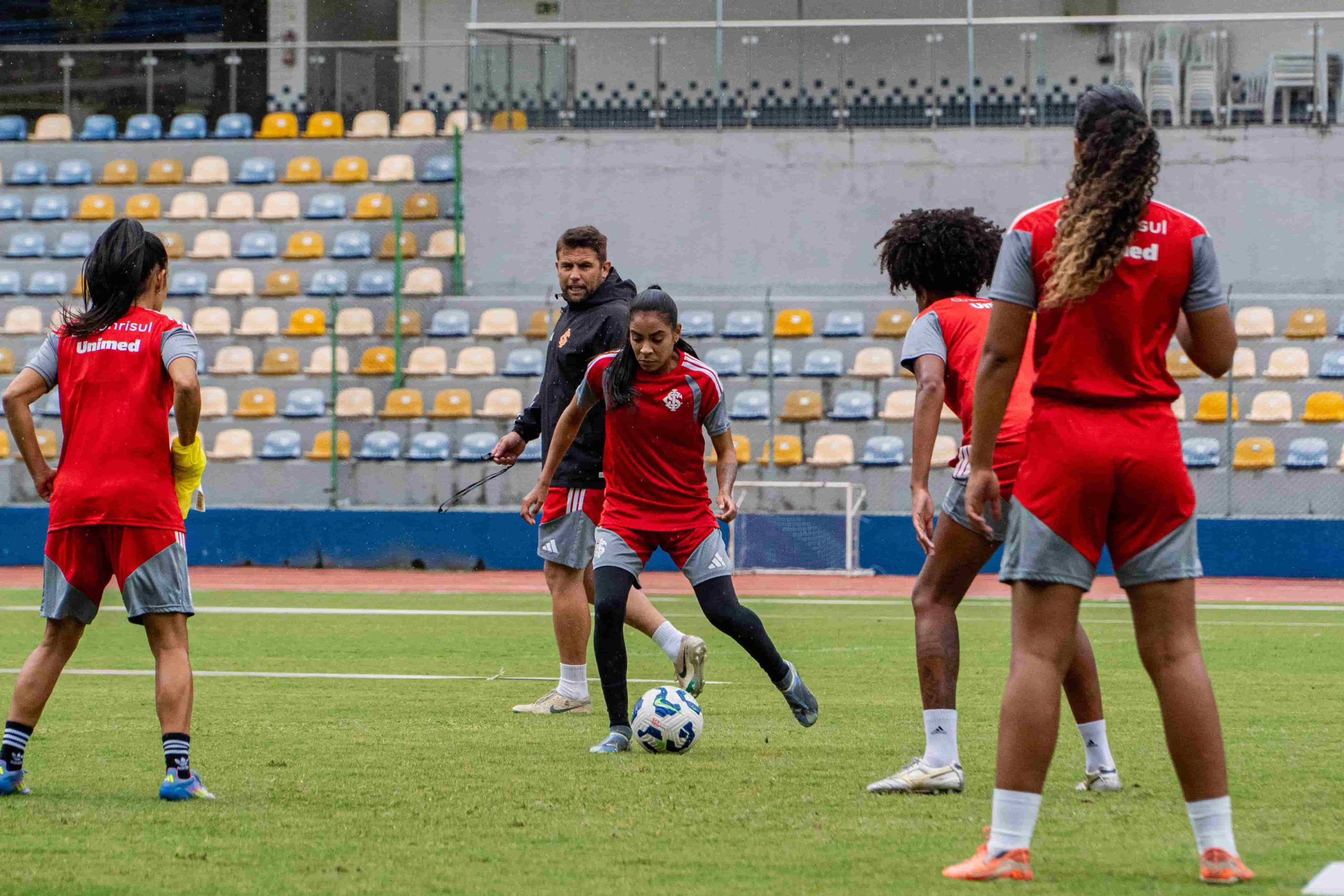 Internacional x Bragantino: veja onde assistir ao vivo duelo pelo Brasileirão feminino