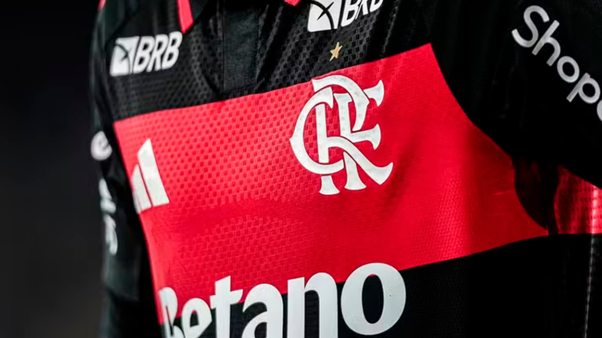 Jogador do Internacional protagonizou polêmica envolvendo o Flamengo