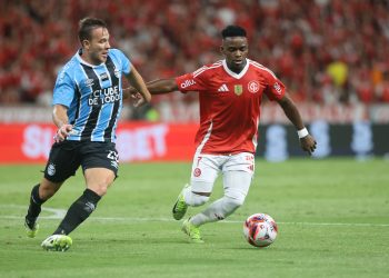 Ídolo grêmio estrear internacional