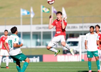 Inter abre vantagem juventude final