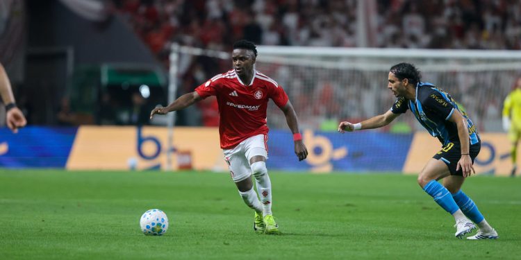 Histórico empates gols grenais chama