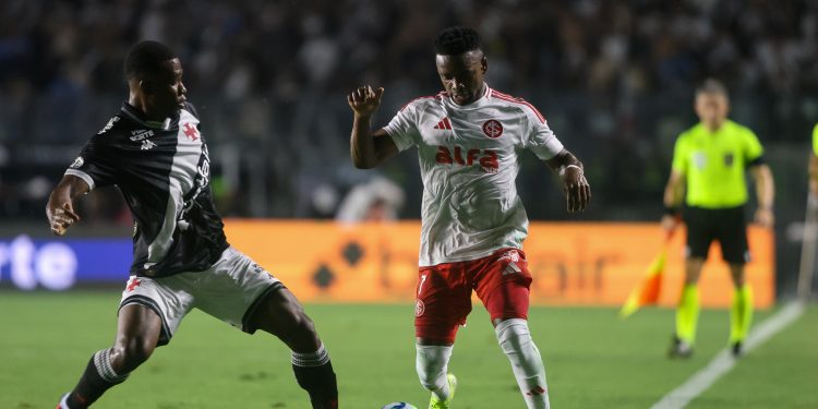 Valor absurdo vasco internacional