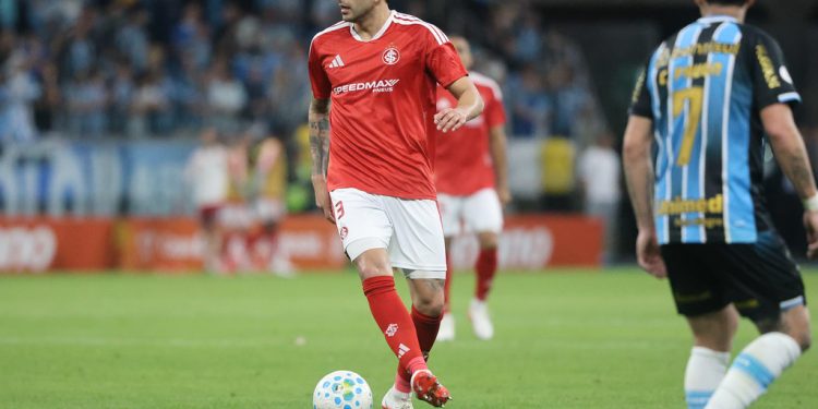 Polêmica confusão marcou grenal
