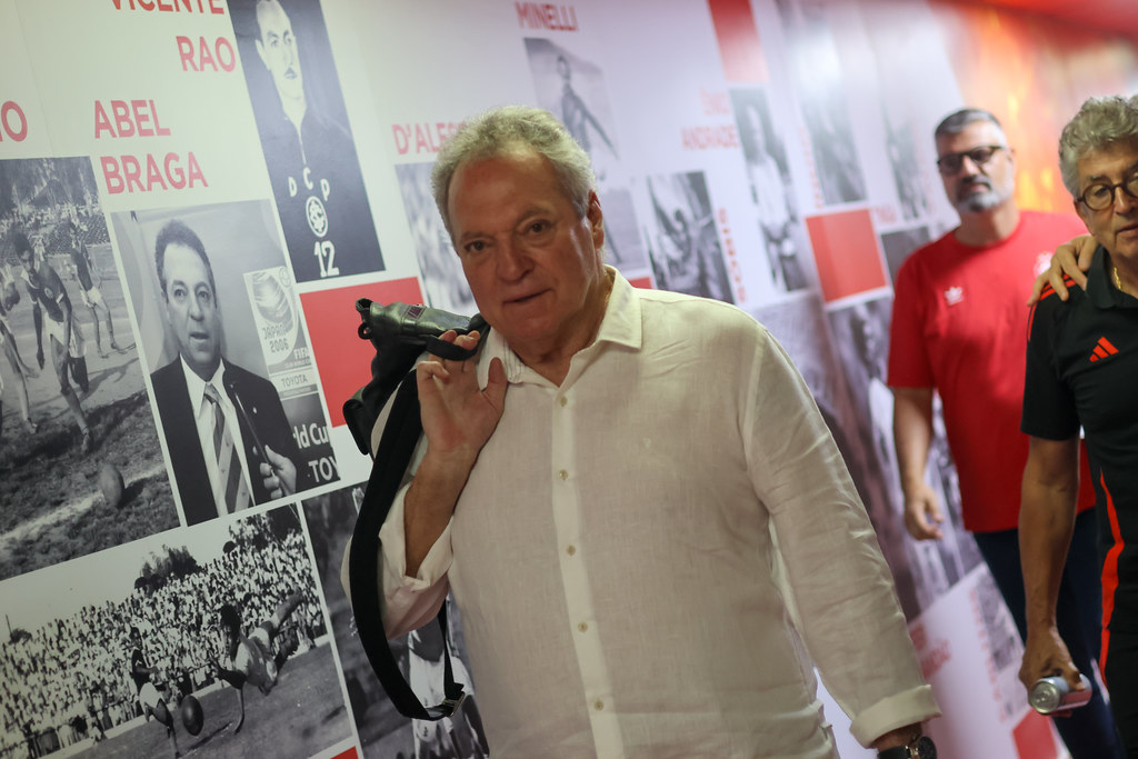 Estátua abel braga será inaugurada