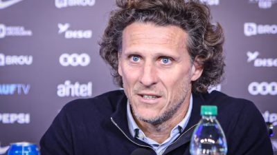 Inter forlán consegue primeira vitória